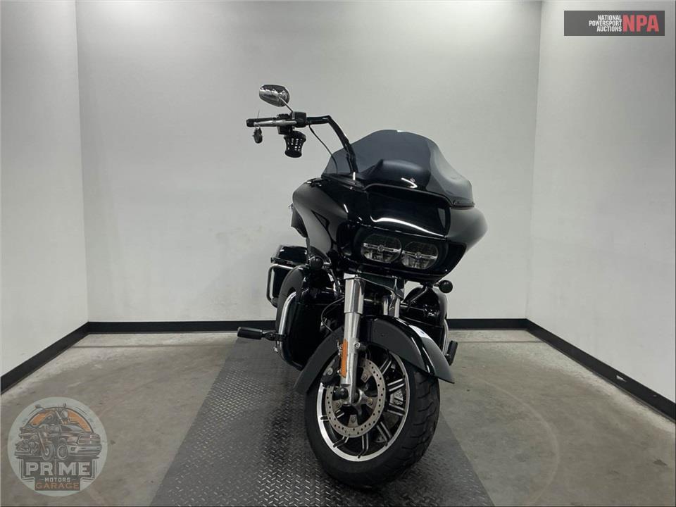 2019 Harley-Davidson FLTRU ROAD GLIDE ULTRA — фото 2