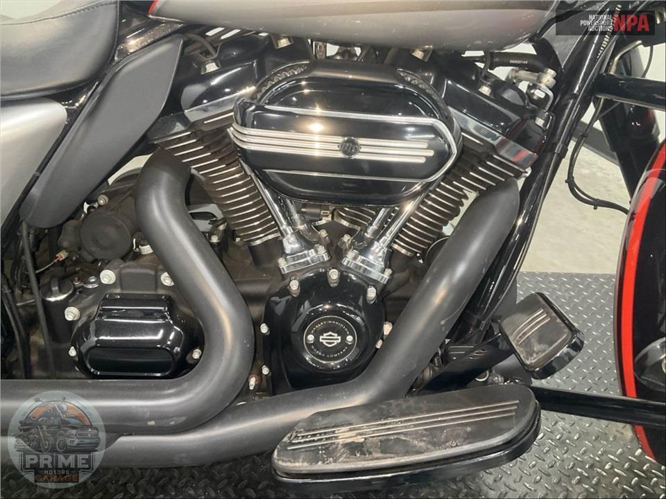 2018 Harley-Davidson FLHXS STREET GLIDE SPECIAL — фото 6