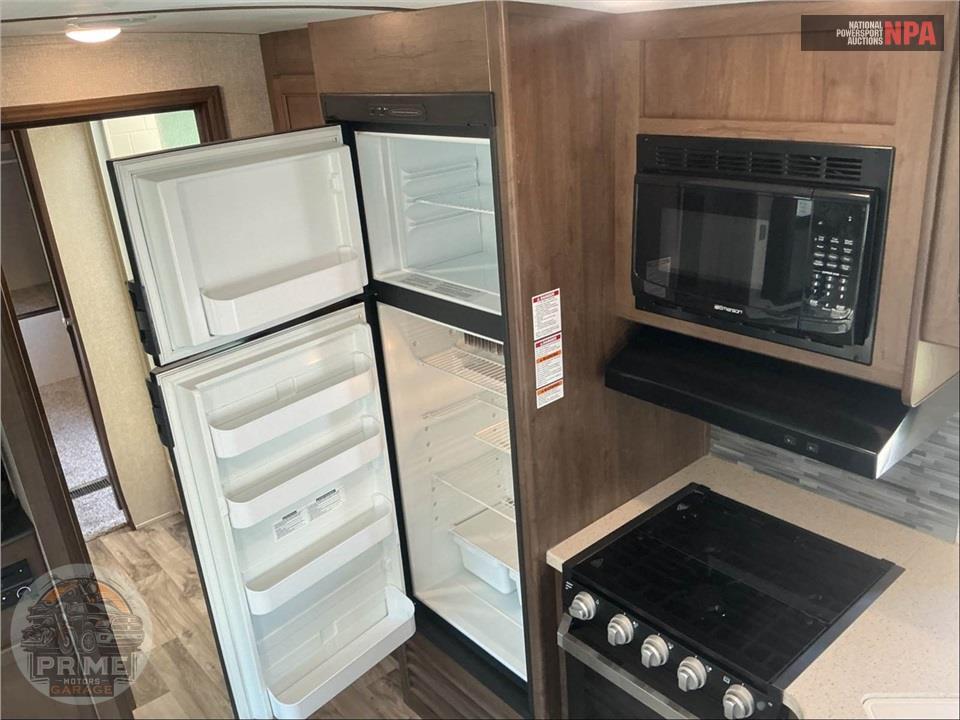 2019 Keystone Rv M-29 RLD - COUGAR SERIES — фото 19