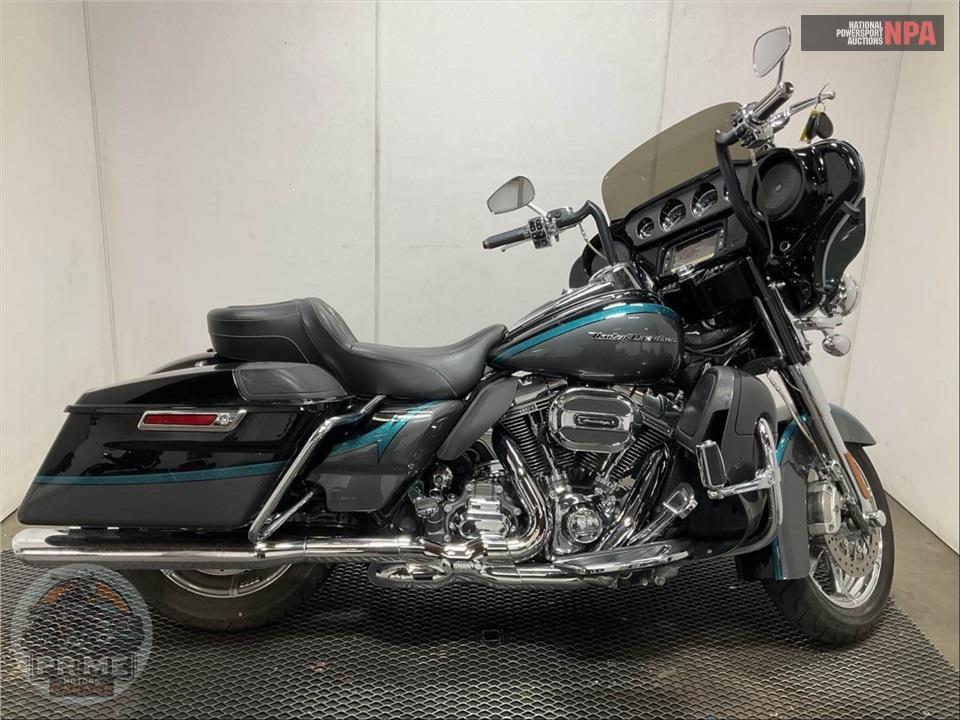 2015 HARLEY-DAVIDSON FLHTKSE CVO ULTRA LIMITED