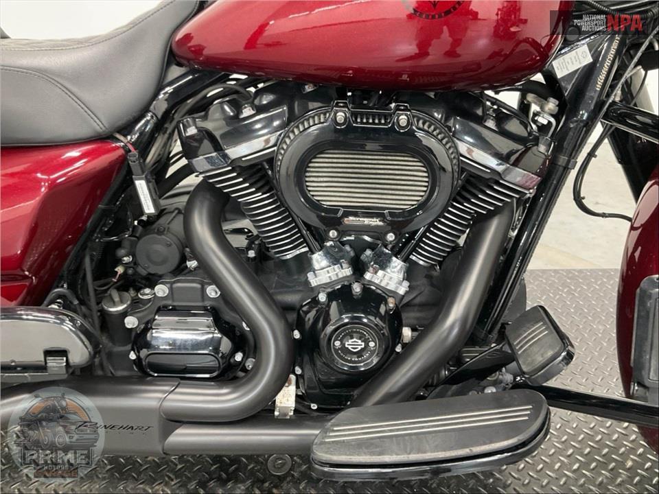 2018 Harley-Davidson FLHXS STREET GLIDE SPECIAL — фото 6