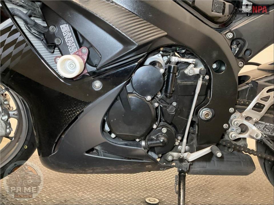 2011 Suzuki GSX-R750L1 — фото 7
