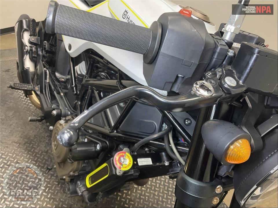 2019 Husqvarna VITPILEN 401 — фото 16