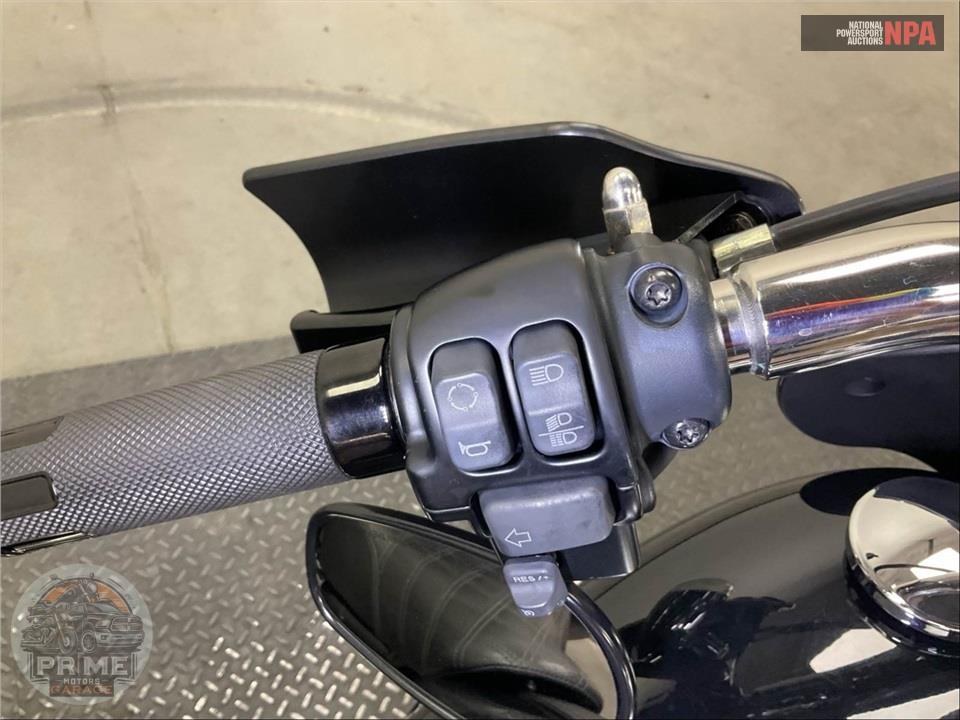 2019 Harley-Davidson FLSB SPORT GLIDE — фото 35
