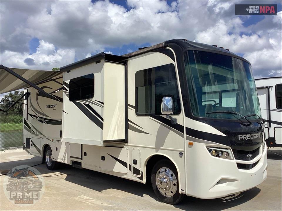 2021 Jayco M-31 UL FORD V10 - PRECEPT SERIES — фото 1