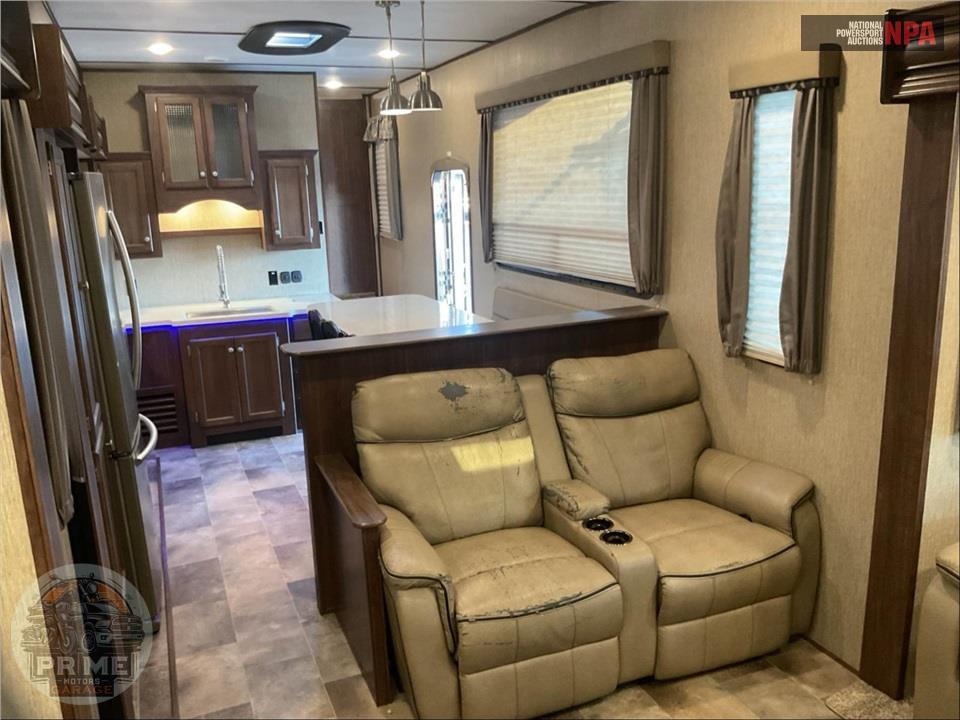 2017 Keystone Rv M-353 FWDEN SPRINTER FIFTH WHEEL SERIES — фото 8