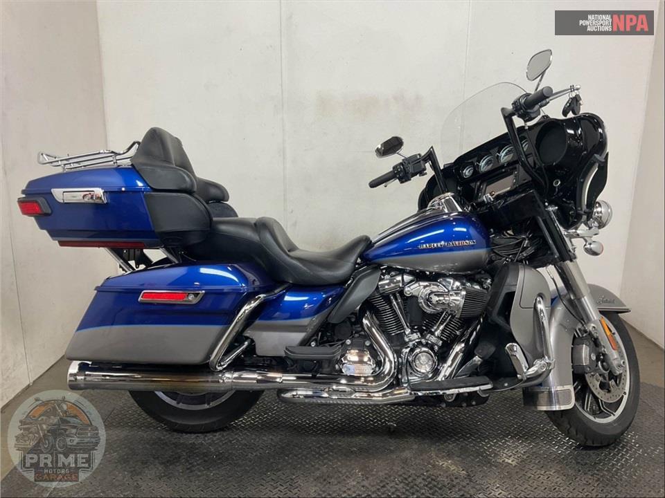 2017 Harley-Davidson FLHTK ULTRA LIMITED — фото 1