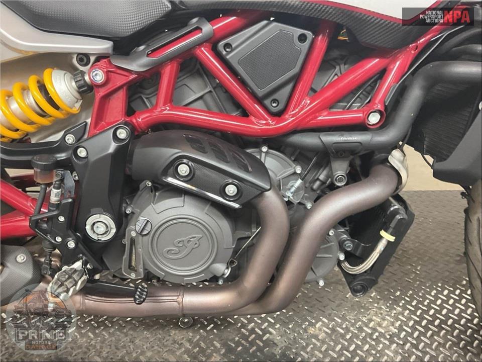 2022 Indian Motorcycle FTR R CARBON — фото 7