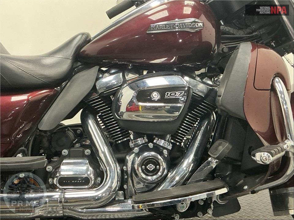 2019 Harley-Davidson FLHTCU ELECTRA GLIDE ULTRA CLASSIC — фото 6