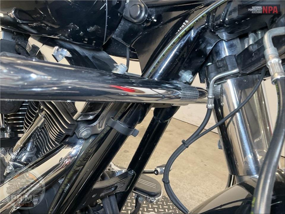2015 Harley-Davidson FLHXS STREET GLIDE SPECIAL — фото 12