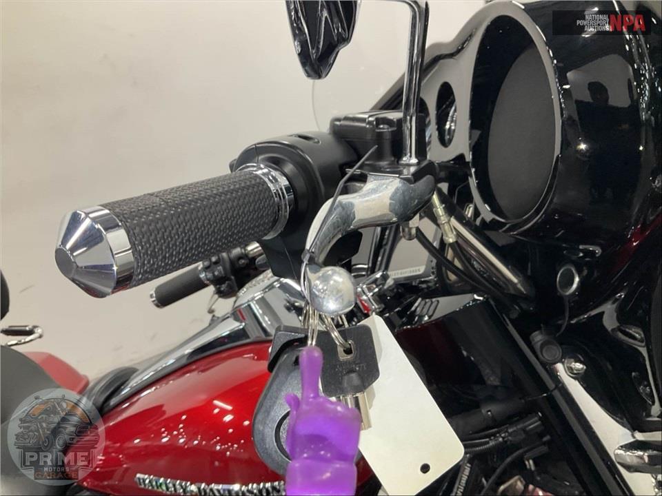 2018 Harley-Davidson FLHTKL ULTRA LIMITED LOW — фото 23