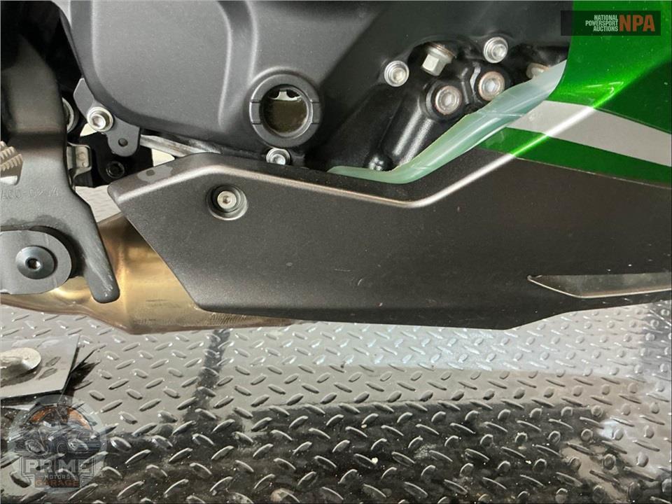 2022 Kawasaki ZX1002RNFNL NINJA H2 SX SE — фото 9