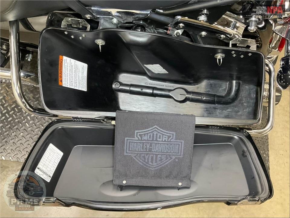2013 Harley-Davidson FLHTK ELECTRA GLIDE UL LI — фото 21