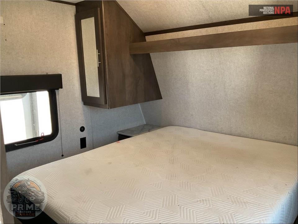 2021 Coleman By Dutchmen M-270TQ - LANTERN TOY HAULER SERIES — фото 12