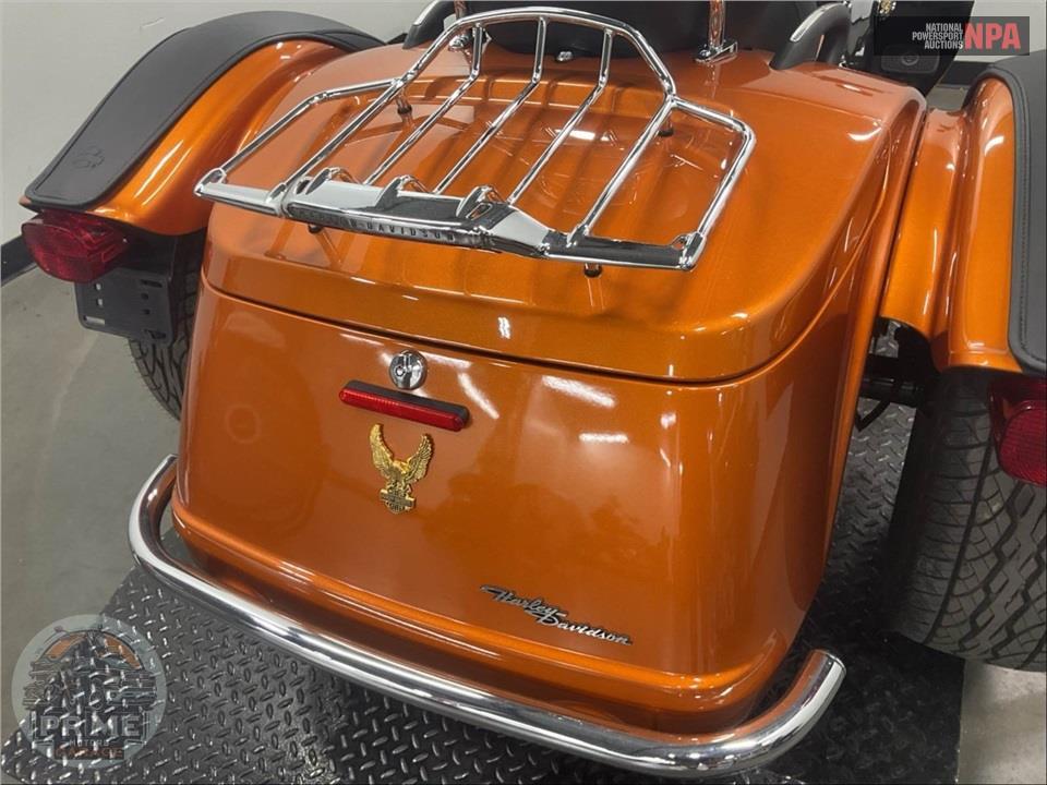 2015 Harley-Davidson FLRT FREE WHEELER — фото 17