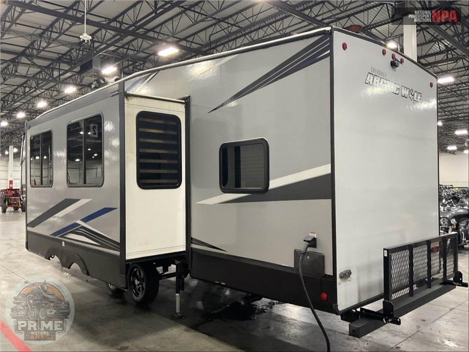 2022 Cherokee By Forest River M-287BH ARCTIC WOLF FIFTH WHEEL SERIES — фото 3