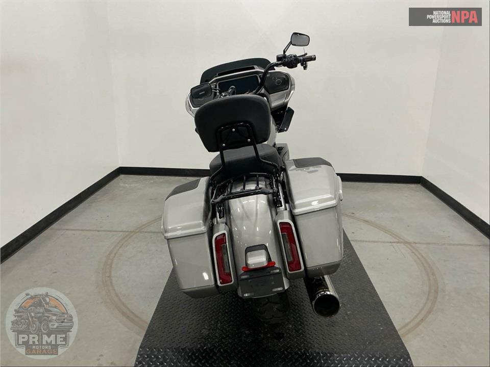 2023 Harley-Davidson FLTRXSE CVO ROAD GLIDE — фото 4