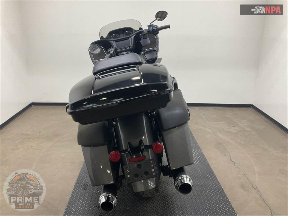 2020 Indian Motorcycle CHALLENGER — фото 4