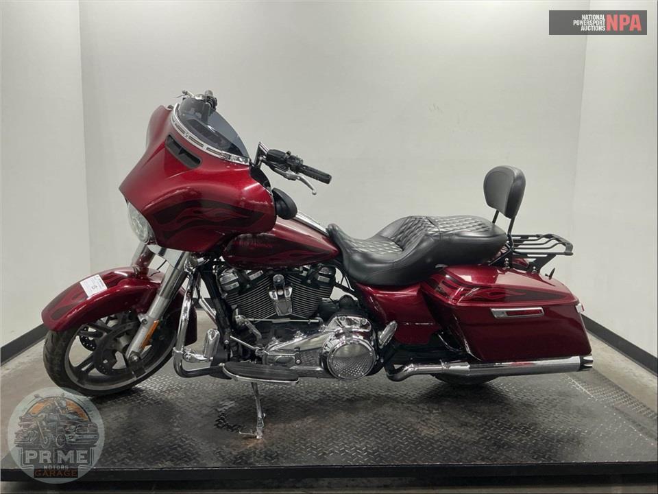 2017 Harley-Davidson FLHXS STREET GLIDE SPECIAL — фото 3
