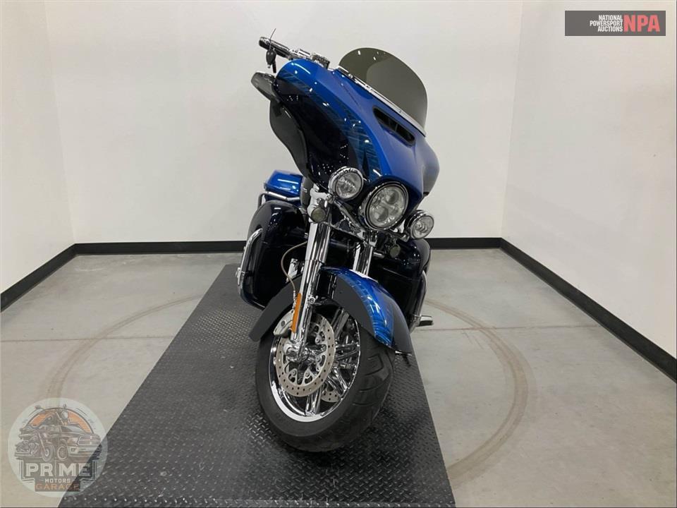 2014 Harley-Davidson FLHTKSE CVO ULTRA LIMITED — фото 2