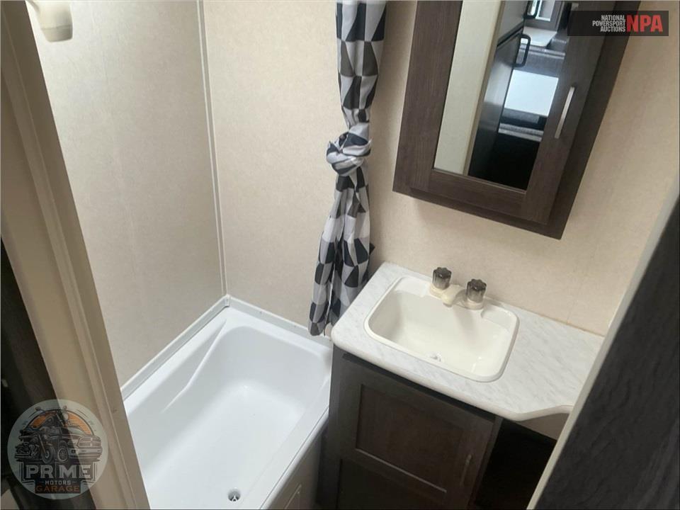 2019 Salem By Forest River M-201BHXL - CRUISE LITE SERIES — фото 16