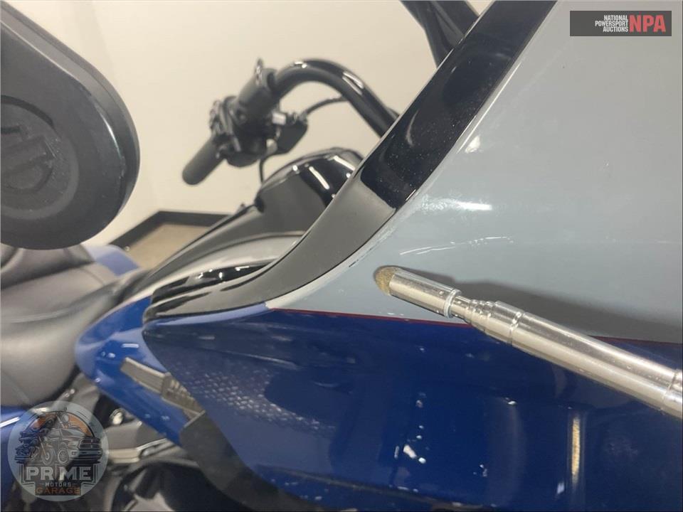 2023 Harley-Davidson FLTRK ROAD GLIDE LIMITED — фото 15