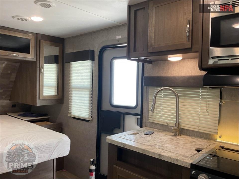 2020 Coleman By Dutchmen M-1805RB LIGHT SERIES — фото 8