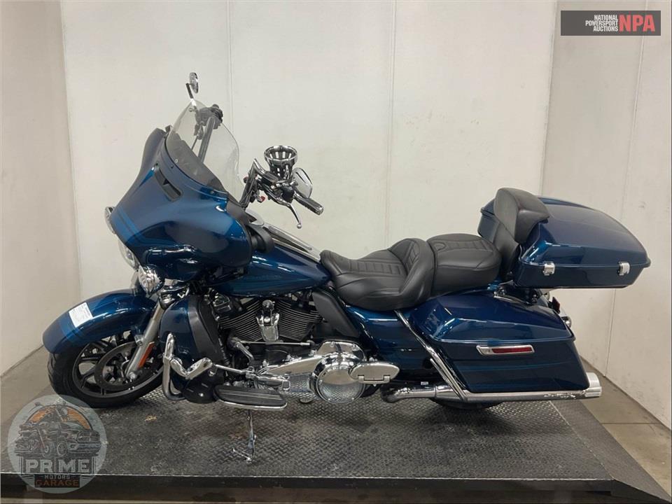 2020 Harley-Davidson FLHX STREET GLIDE — фото 3