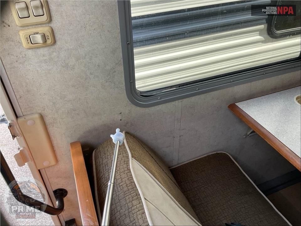 2006 Itasca M-23H-SPRINTER DIESEL (#) - NAVION SERIES — фото 10