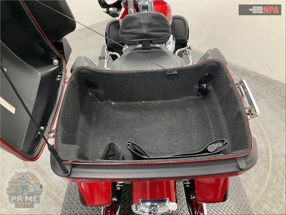 2018 Harley-Davidson FLHTKL ULTRA LIMITED LOW — фото 20