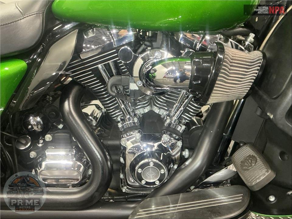 2015 Harley-Davidson FLHTKL ULTRA LIMITED LOW — фото 6