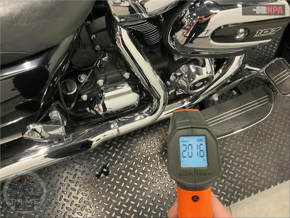2017 Harley-Davidson FLHX STREET GLIDE — фото 8