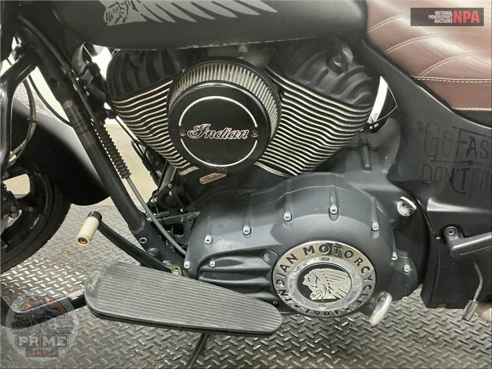 2018 Indian Motorcycle SPRINGFIELD DARK HORSE (THUNDER BLACK) — фото 7