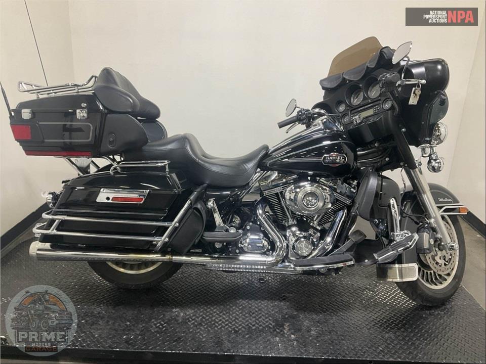 2009 Harley-Davidson FLHTCU ULTRA CLASSIC ELECTRA GLIDE — фото 1