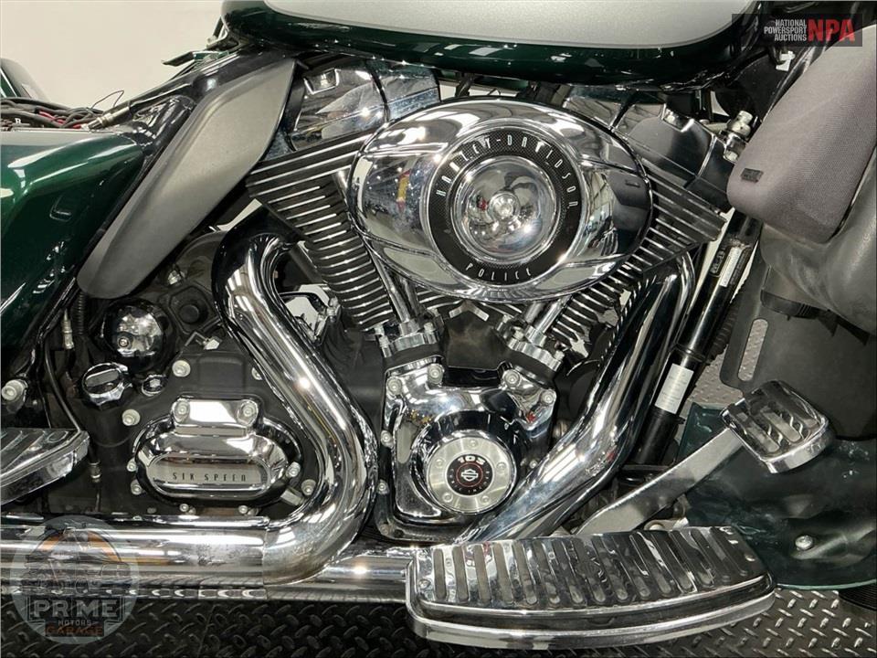 2009 Harley-Davidson FLHP POLICE ROAD KING — фото 6