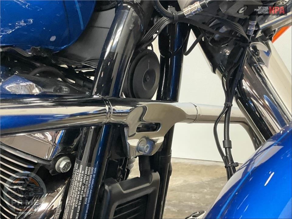 2018 Harley-Davidson FLDE DELUXE — фото 11