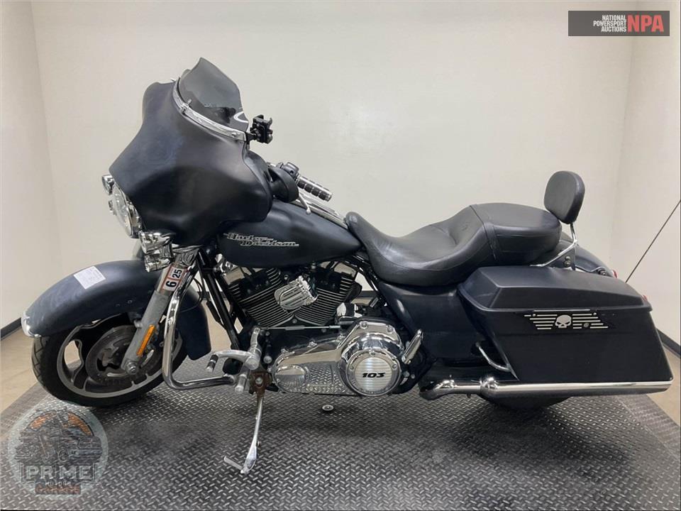 2011 Harley-Davidson FLHX-103 STREET GLIDE — фото 3
