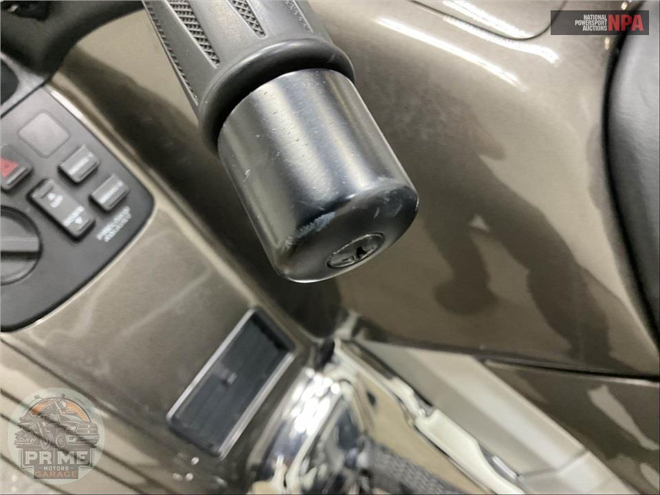 2010 Honda GL1800HPMA GOLDWING — фото 28