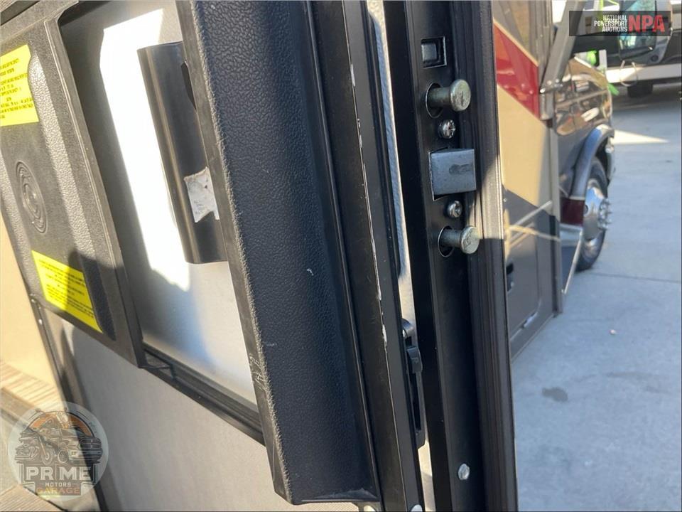 2019 Entegra Coach M-30X 450HP FORD - ESTEEM SERIES — фото 54