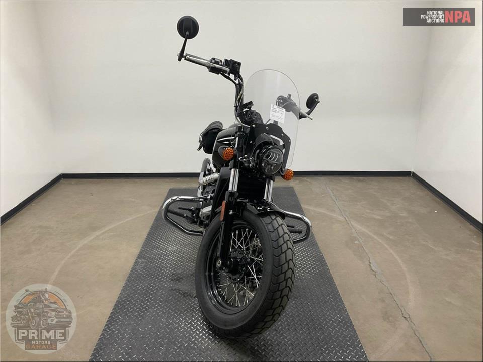 2020 Indian Motorcycle SCOUT BOBBER TWENTY ABS (THUNDER BLACK) — фото 2