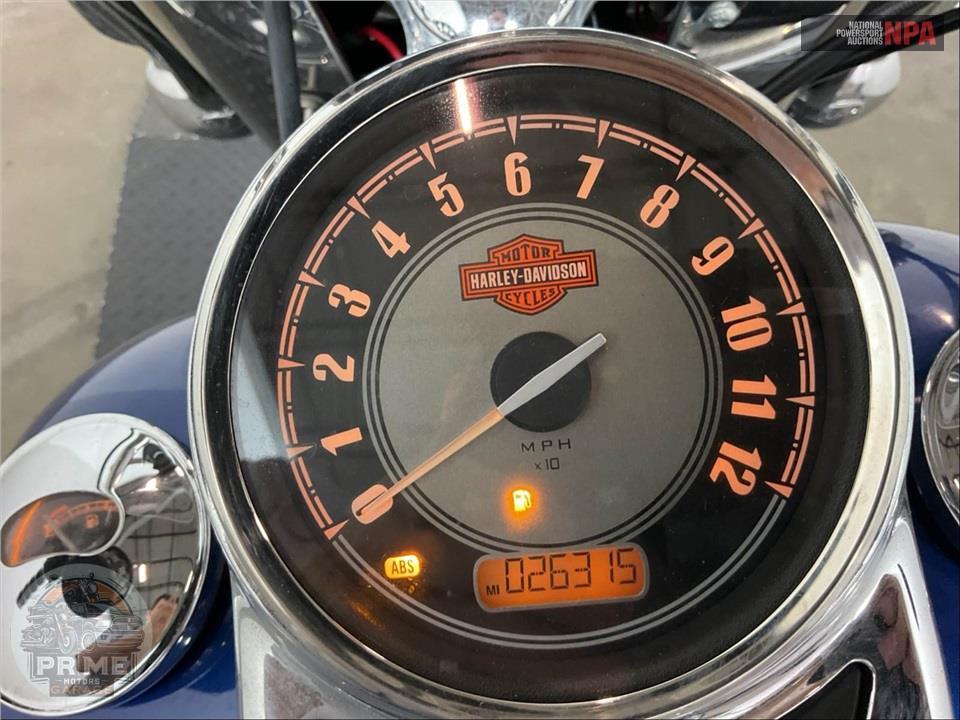 2015 Harley-Davidson FLSTC HERITAGE SOFTAIL CLASSIC — фото 5