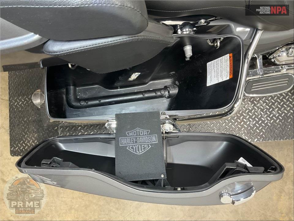 2022 Harley-Davidson FLHTK ULTRA LIMITED — фото 23