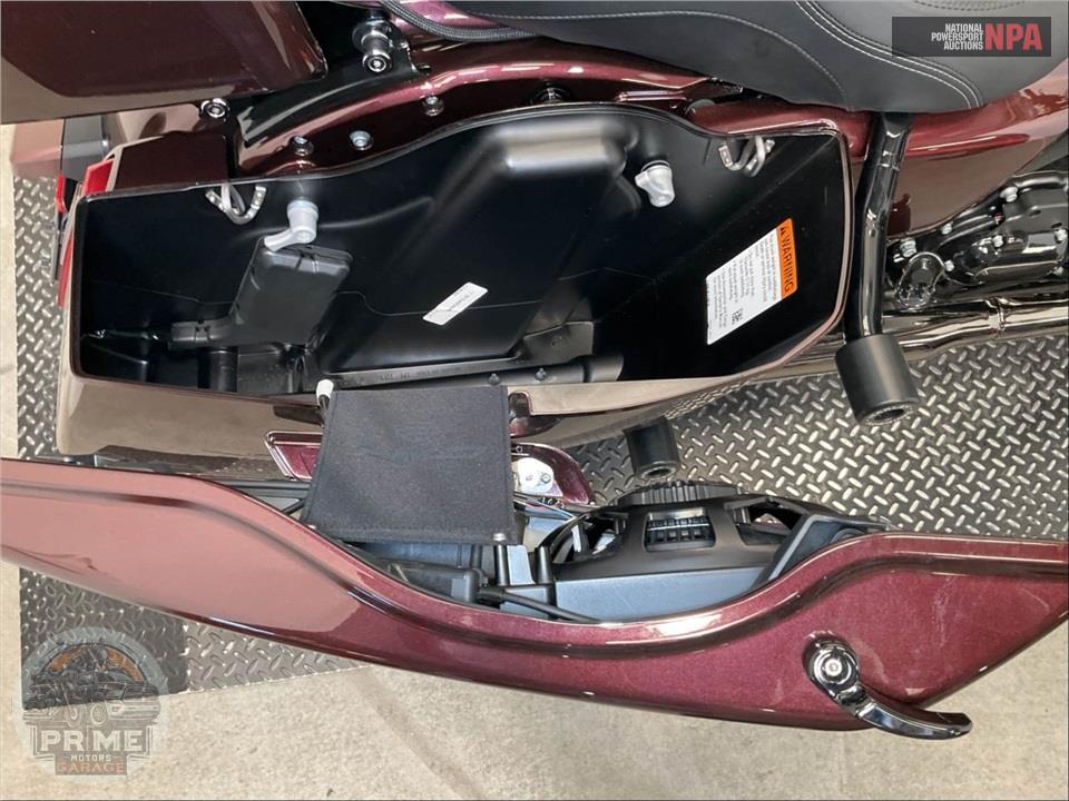 2024 Harley-Davidson FLTRXSE CVO ROAD GLIDE — фото 18