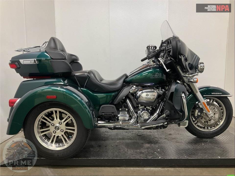 2021 Harley-Davidson FLHTCUTG TRI GLIDE ULTRA CLASSIC — фото 1