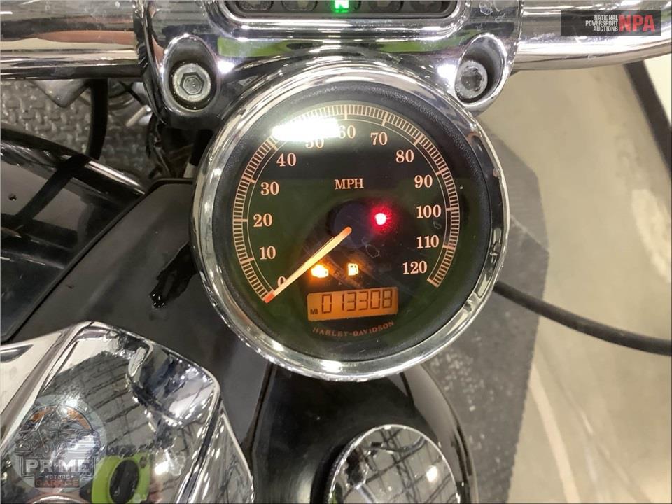 2015 Harley-Davidson FXSB BREAKOUT — фото 5