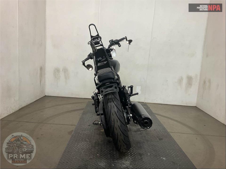 2025 Indian Motorcycle SPORT SCOUT LIMITED WITH TECHOLOGY PACKAGE (COLOR) — фото 4