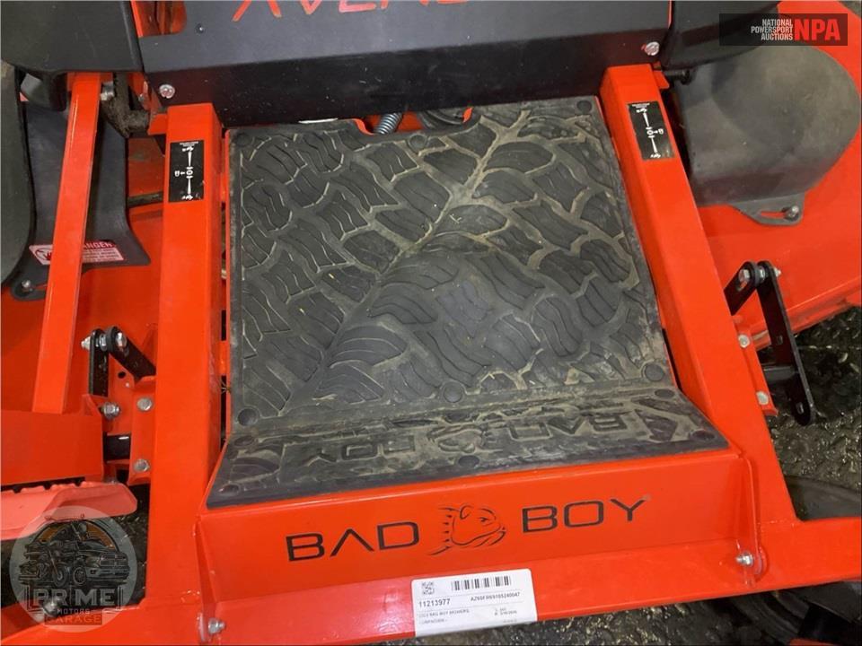 2024 Bad Boy Mowers ZT AVENGER 60" KAWASAKI 726CC — фото 14