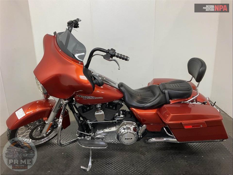 2011 Harley-Davidson FLHX-103 STREET GLIDE — фото 3