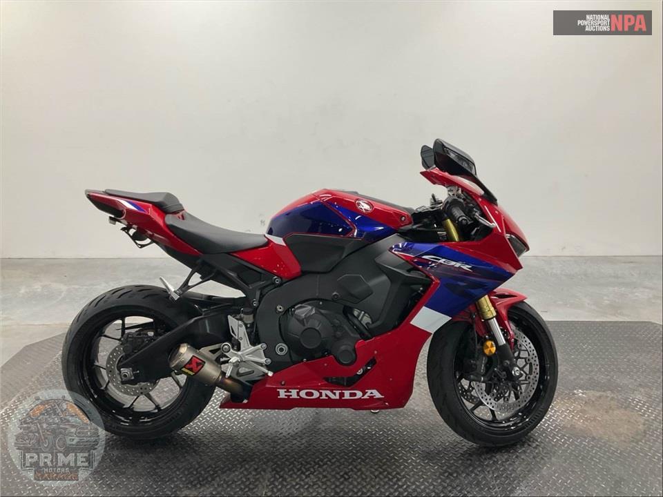 2023 Honda CBR1000RR — фото 1