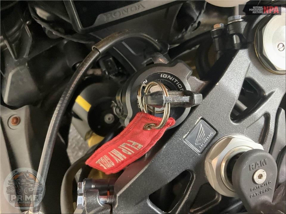 2018 Honda CBR1000RR — фото 11